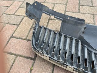 bontott SKODA FABIA II Hűtőrács