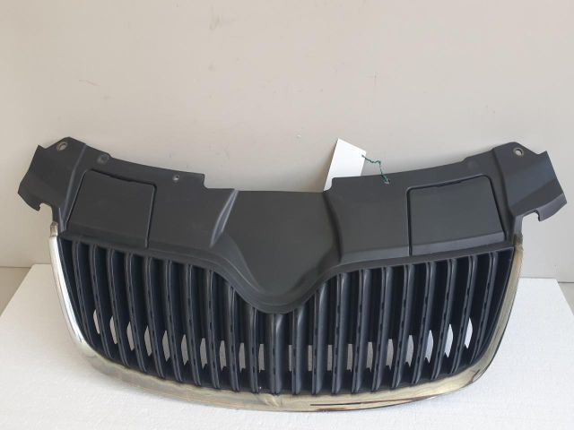 bontott SKODA FABIA II Hűtőrács