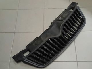 bontott SKODA FABIA II Hűtőrács