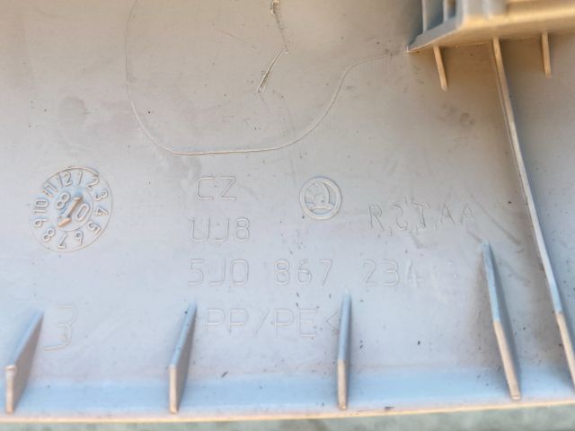 bontott SKODA FABIA II Jobb A Oszlop Burkolat