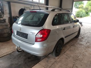 bontott SKODA FABIA II Jobb B Oszlop Burkolat