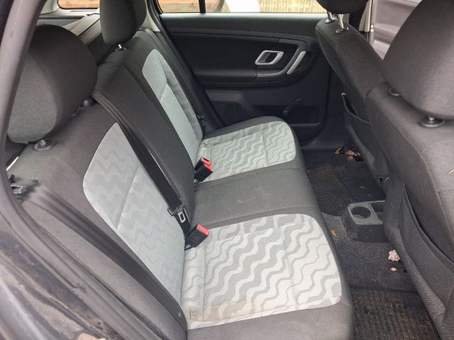 bontott SKODA FABIA II Jobb C Oszlop Burkolat