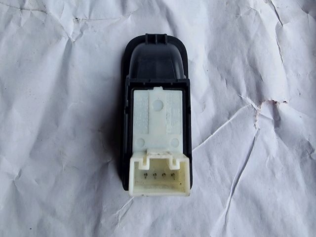 bontott SKODA FABIA II Jobb első Ablakemelő Kapcsoló