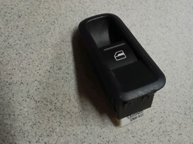 bontott SKODA FABIA II Jobb első Ablakemelő Kapcsoló