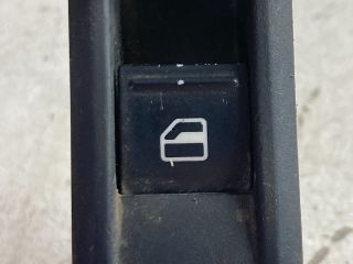 bontott SKODA FABIA II Jobb első Ablakemelő Kapcsoló
