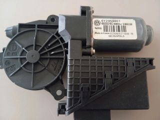 bontott SKODA FABIA II Jobb első Ablakemelő Motor