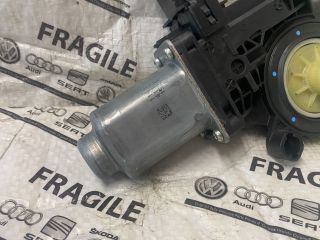 bontott SKODA FABIA II Jobb első Ablakemelő Motor