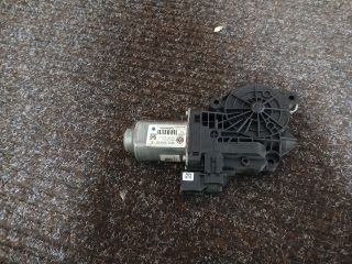 bontott SKODA FABIA II Jobb első Ablakemelő Motor