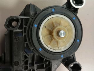 bontott SKODA FABIA II Jobb első Ablakemelő Motor