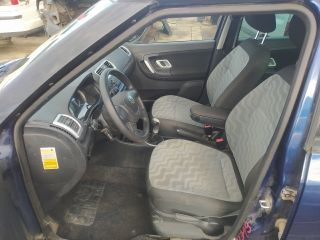 bontott SKODA FABIA II Jobb első Ablakemelő Motor