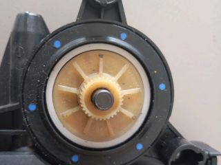 bontott SKODA FABIA II Jobb első Ablakemelő Motor