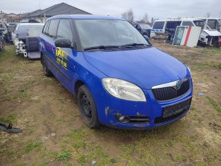 bontott SKODA FABIA II Jobb első Ajtó Kárpit