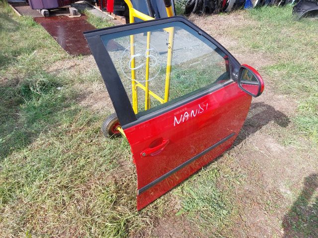 bontott SKODA FABIA II Jobb első Ajtó (Részeivel)