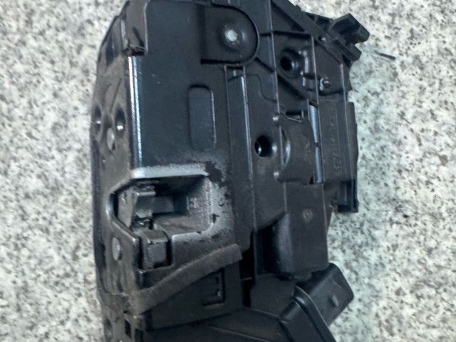 bontott SKODA FABIA II Jobb első Ajtózár