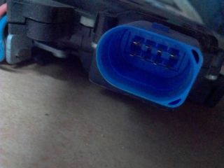 bontott SKODA FABIA II Jobb első Ajtózár