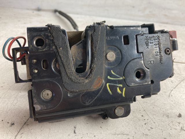 bontott SKODA FABIA II Jobb első Ajtózár