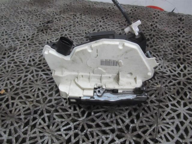 bontott SKODA FABIA II Jobb első Ajtózár