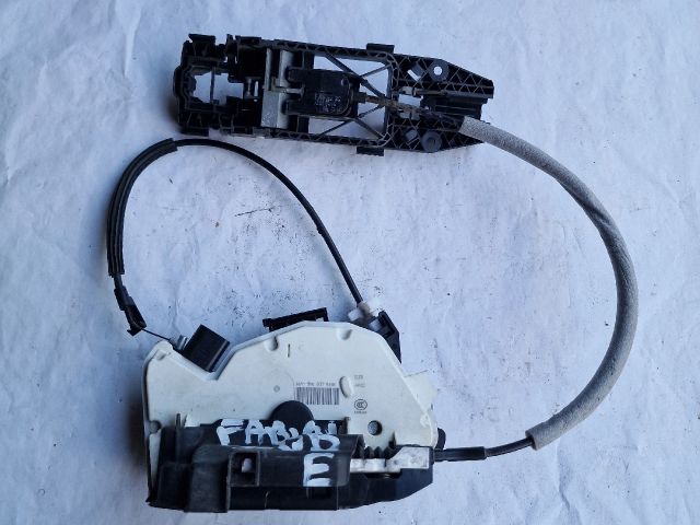 bontott SKODA FABIA II Jobb első Ajtózár