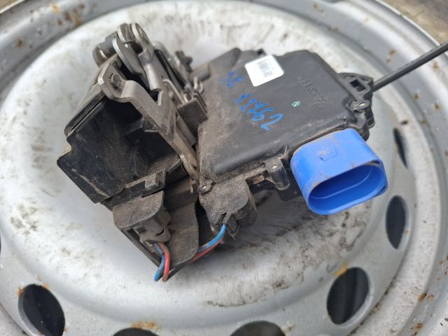 bontott SKODA FABIA II Jobb első Ajtózár