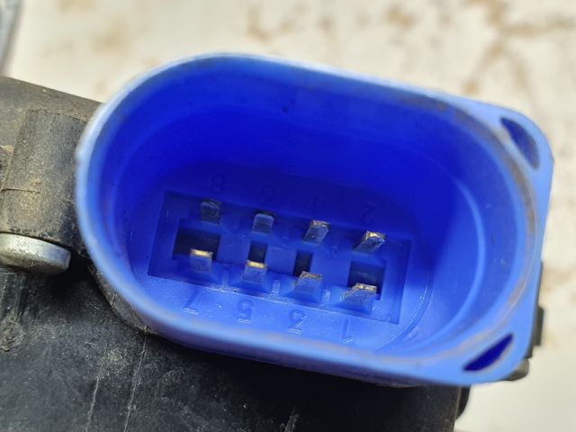 bontott SKODA FABIA II Jobb első Ajtózár