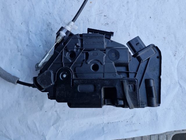 bontott SKODA FABIA II Jobb első Ajtózár