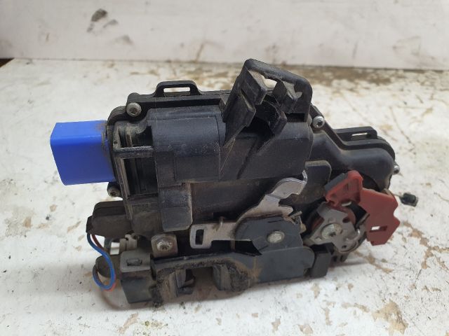 bontott SKODA FABIA II Jobb első Ajtózár