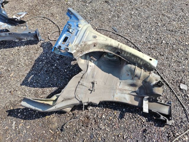 bontott SKODA FABIA II Jobb első Negyed Karosszéria Csomag