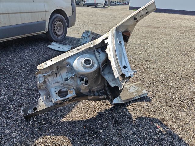 bontott SKODA FABIA II Jobb első Negyed Karosszéria Csomag