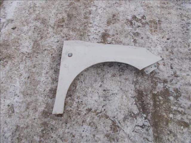 bontott SKODA FABIA II Jobb első Sárvédő