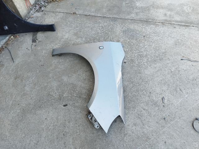 bontott SKODA FABIA II Jobb első Sárvédő