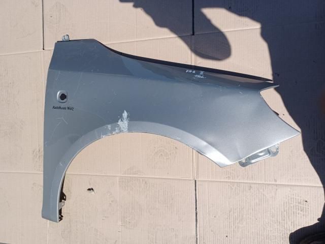 bontott SKODA FABIA II Jobb első Sárvédő