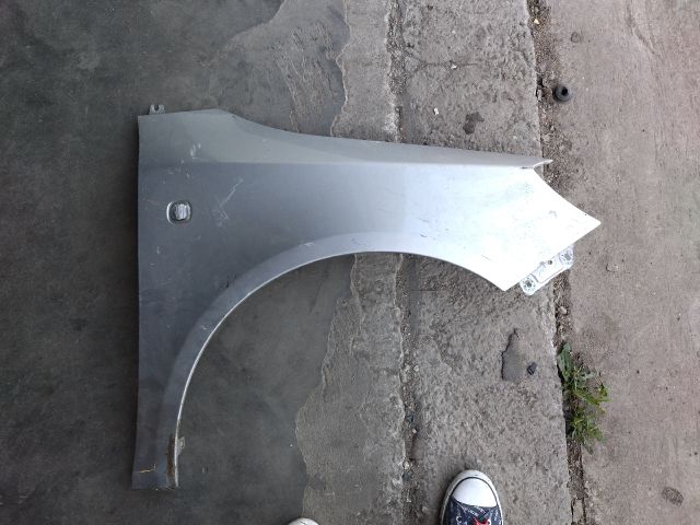 bontott SKODA FABIA II Jobb első Sárvédő