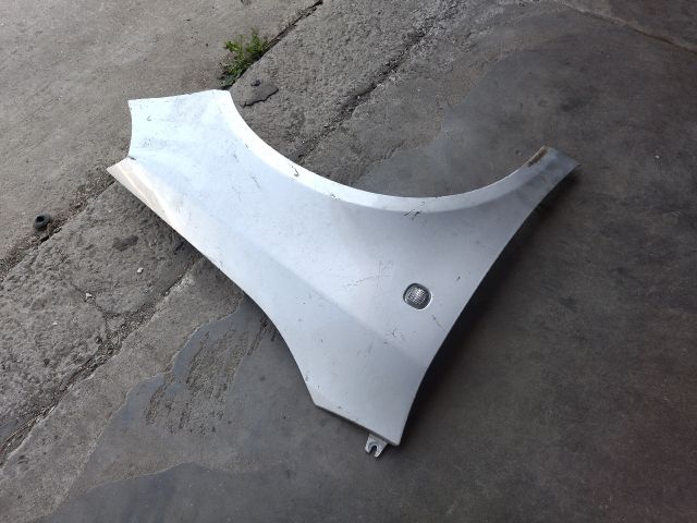 bontott SKODA FABIA II Jobb első Sárvédő