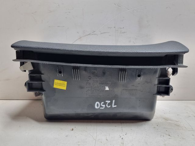 bontott SKODA FABIA II Jobb első Tároló Rekesz