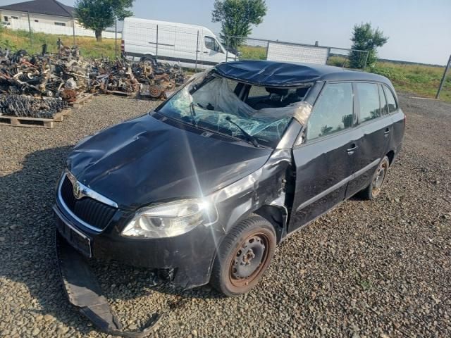 bontott SKODA FABIA II Jobb első Zsanér