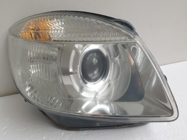 bontott SKODA FABIA II Jobb Fényszóró