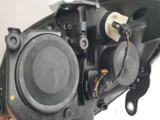 bontott SKODA FABIA II Jobb Fényszóró