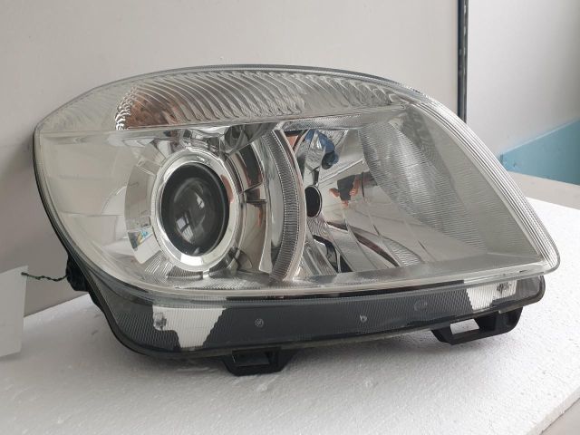 bontott SKODA FABIA II Jobb Fényszóró