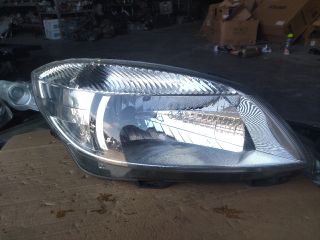 bontott SKODA FABIA II Jobb Fényszóró