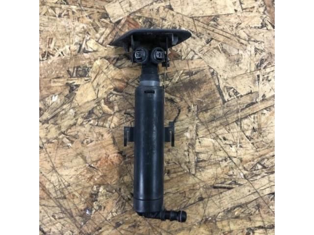 bontott SKODA FABIA II Jobb Fényszórómosó Fúvóka