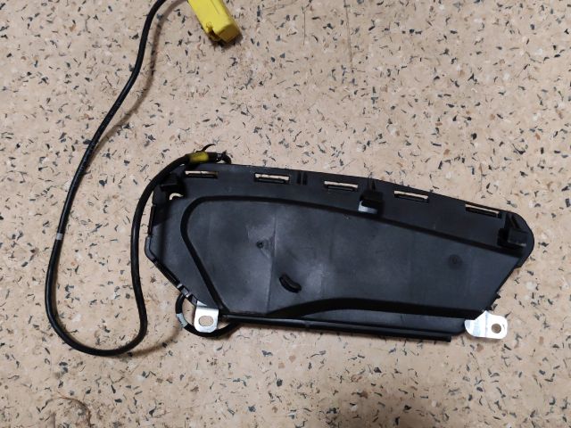 bontott SKODA FABIA II Jobb Függönylégzsák és Oldallégzsák