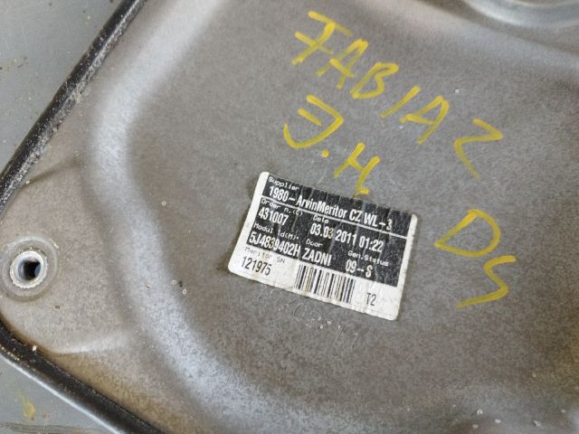 bontott SKODA FABIA II Jobb hátsó Ablakemelő Szerkezet (Elektromos)