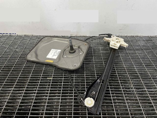 bontott SKODA FABIA II Jobb hátsó Ablakemelő Szerkezet (Elektromos)