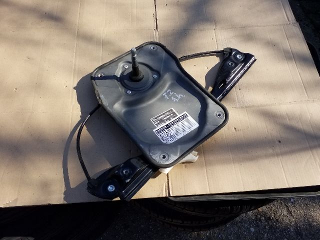 bontott SKODA FABIA II Jobb hátsó Ablakemelő Szerkezet (Mechanikus)