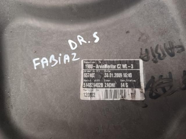 bontott SKODA FABIA II Jobb hátsó Ablakemelő Szerkezet (Mechanikus)