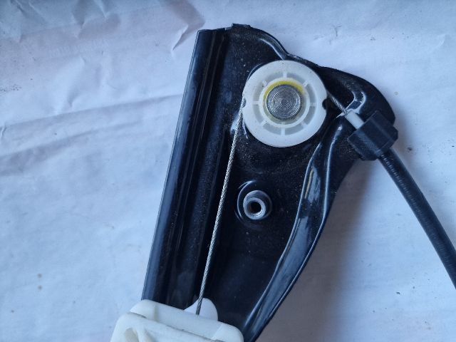 bontott SKODA FABIA II Jobb hátsó Ablakemelő Szerkezet (Mechanikus)