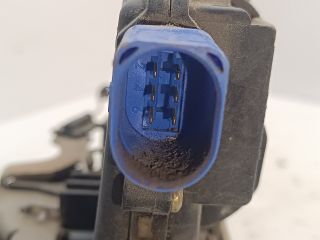 bontott SKODA FABIA II Jobb hátsó Ajtózár