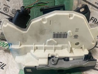 bontott SKODA FABIA II Jobb hátsó Ajtózár