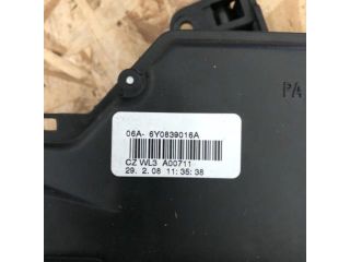 bontott SKODA FABIA II Jobb hátsó Ajtózár