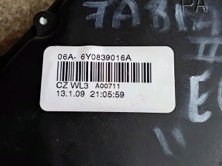 bontott SKODA FABIA II Jobb hátsó Ajtózár